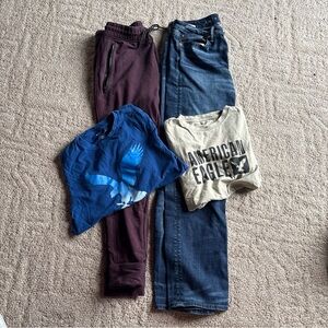 Men’s Size Small American Eagle Bundle Lot of 4  Jeans, Sweatpants, Tshirts
